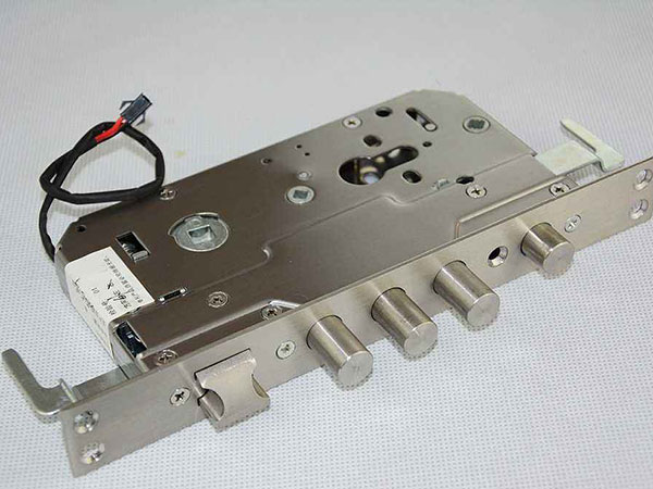 金秀24小时上门开锁公司