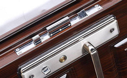 金秀24小时上门开锁公司